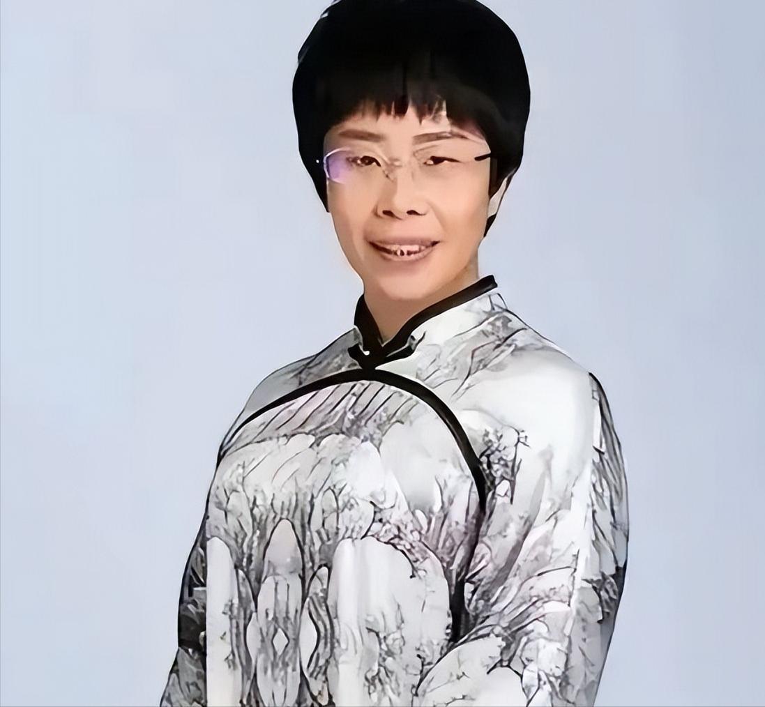 开云入口-蒙曼感叹：这辈子也结不了婚！有两个原因：一是岁数，二是长相